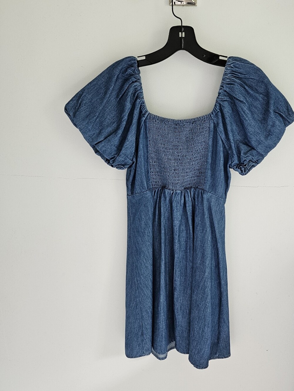 Old Navy Denim Puff Sleeve Mini Dress - Picture 4 of 4